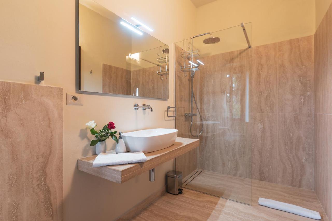 Wine Estate Rooms Paradiso Di Cacuci Монталчино Екстериор снимка